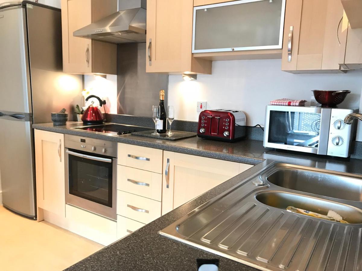 Grand Central Apartments Дарби Екстериор снимка