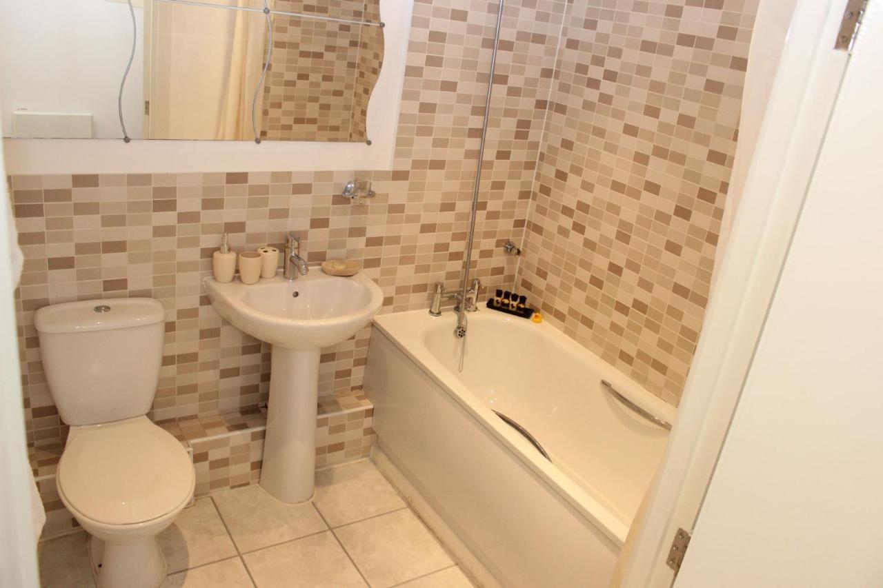 Grand Central Apartments Дарби Екстериор снимка