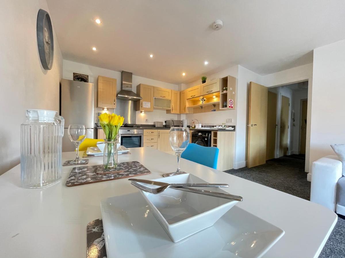 Grand Central Apartments Дарби Екстериор снимка