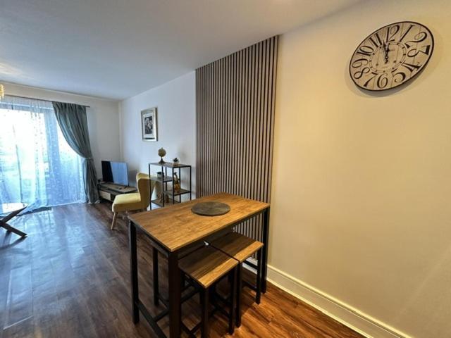 Grand Central Apartments Дарби Екстериор снимка